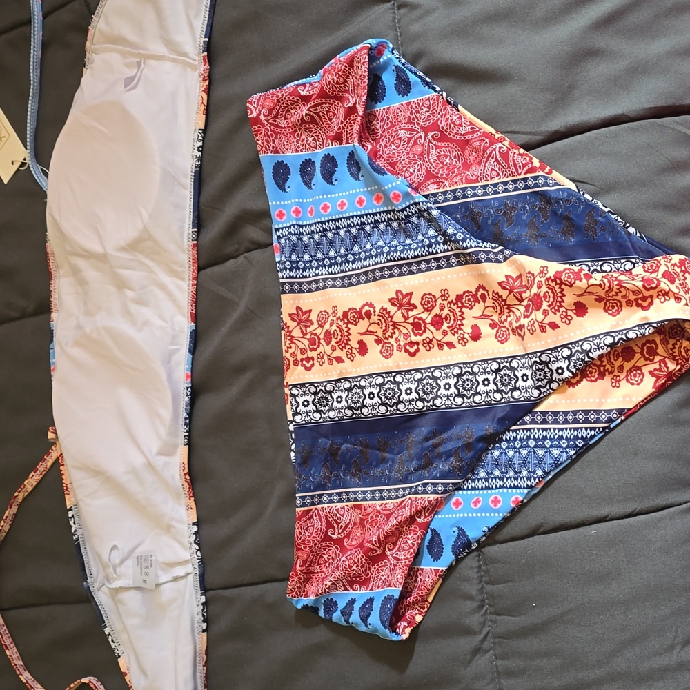 Colorful Patterned Bikini Set - Picture 2 of 4